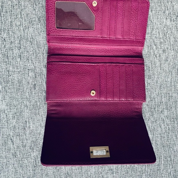 Call it Spring Wallet - Picture 3 of 4